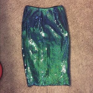H&M sparkling green glitter skirt